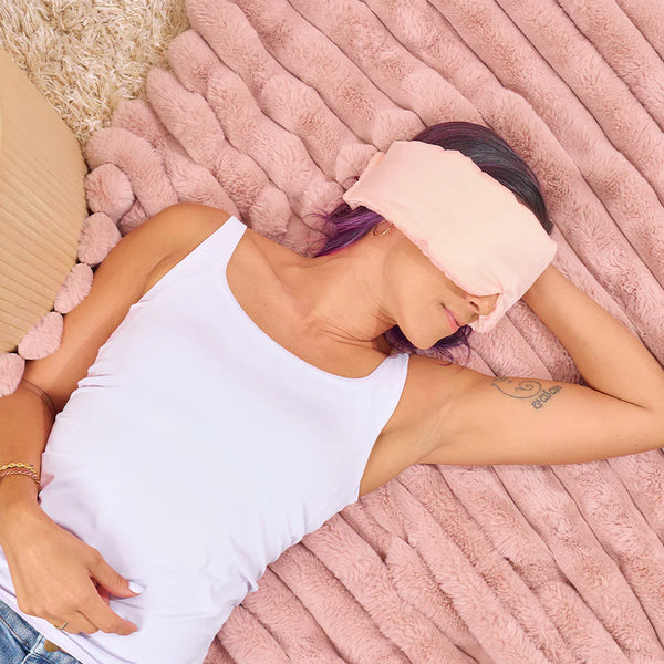 Annabel Trends / Beauty Ritual Full Cover Eye Mask - Dusty Pink