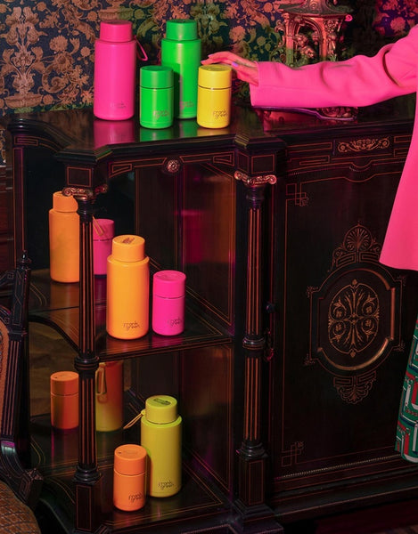 Frank Green / Stainless Steel Ceramic Reusable Bottle w/ Straw Lid (34oz) - Neon Pink