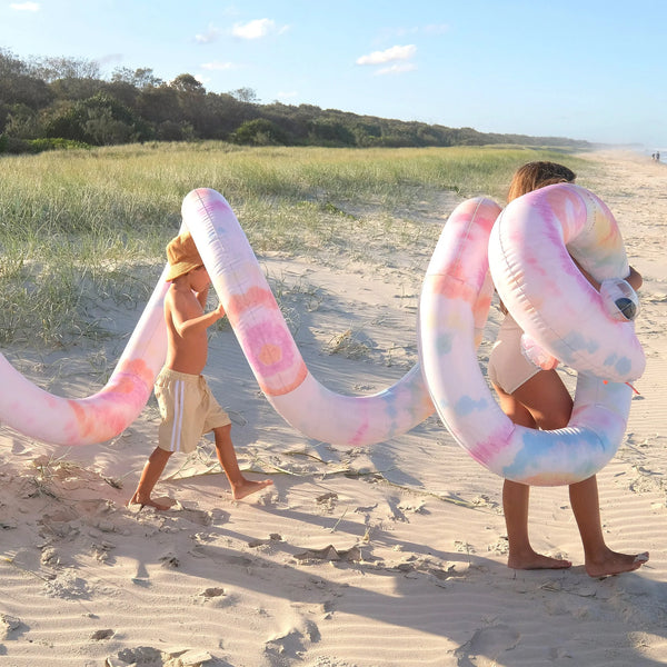 Sunnylife / Giant Inflatable Noodle Snake - Tie-Dye Multi