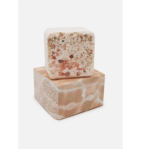 A Beautiful Weirdo / Eco Glitter Bath Bomb