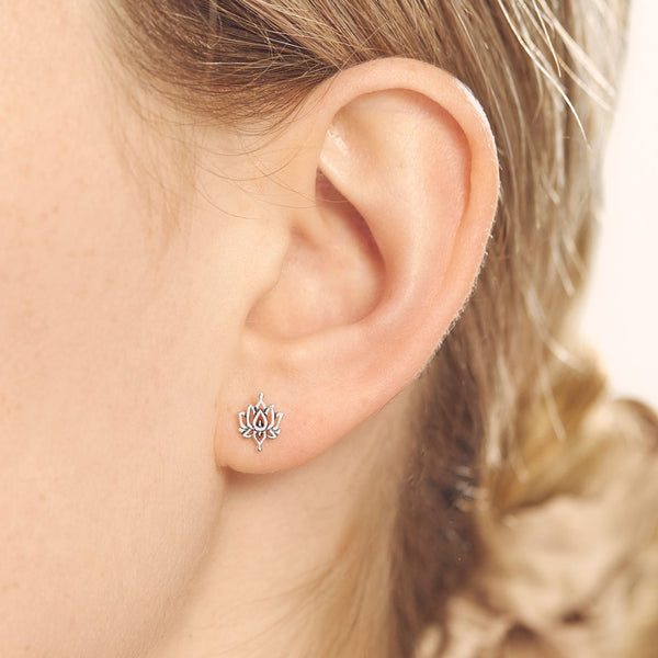 Midsummer Star / White Lotus Studs - Silver