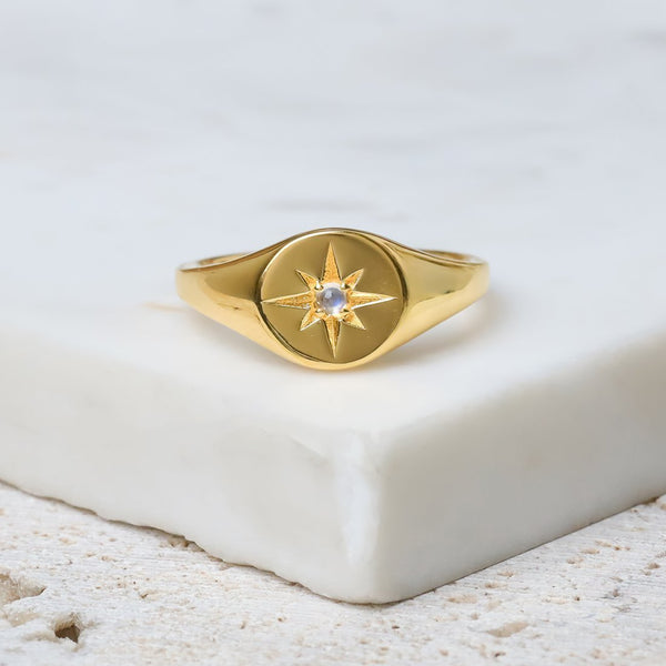 Midsummer Star / Enchanted Light Signet Ring - Gold w Rainbow Moonstone
