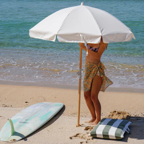 Sunnylife / Luxe Beach Umbrella - Cream