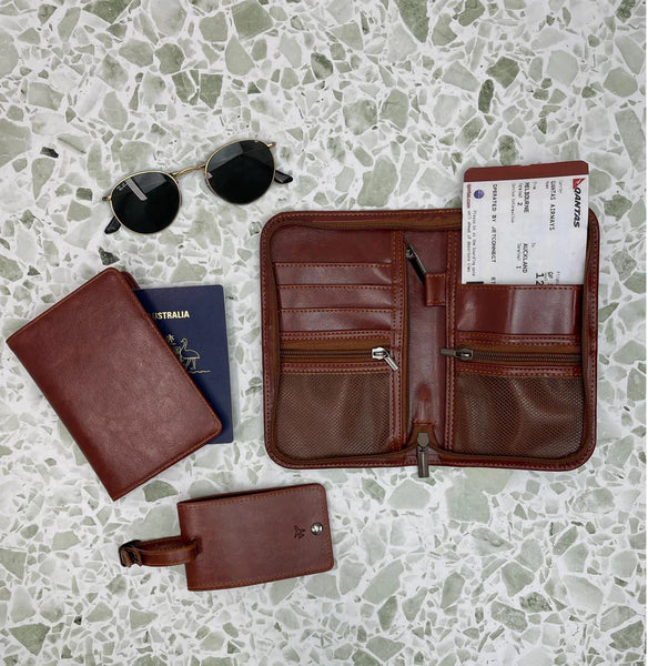 Annabel Trends / Gentlemans Luggage Tag