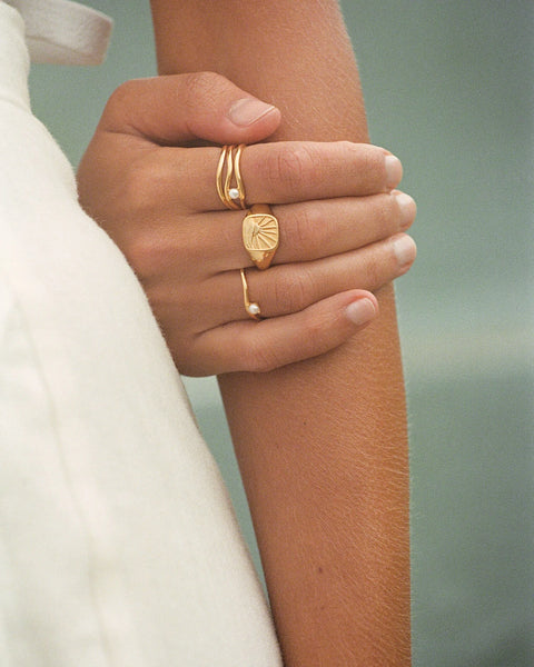 Kirstin Ash / Soleil Signet Ring - 18K Gold Vermeil